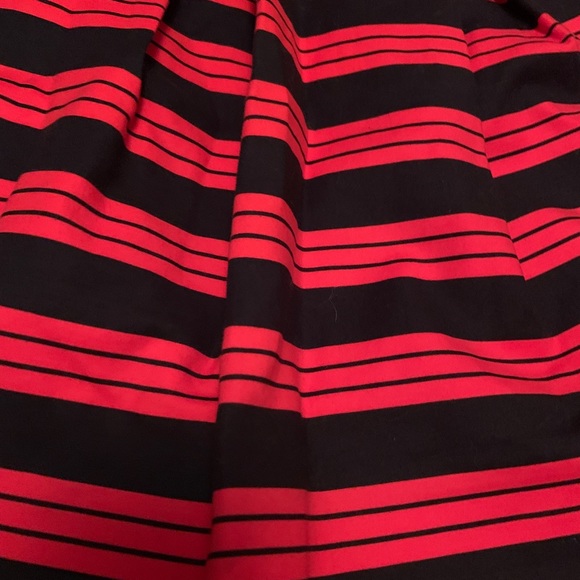 Gap pleated mini skirt - Picture 2 of 6